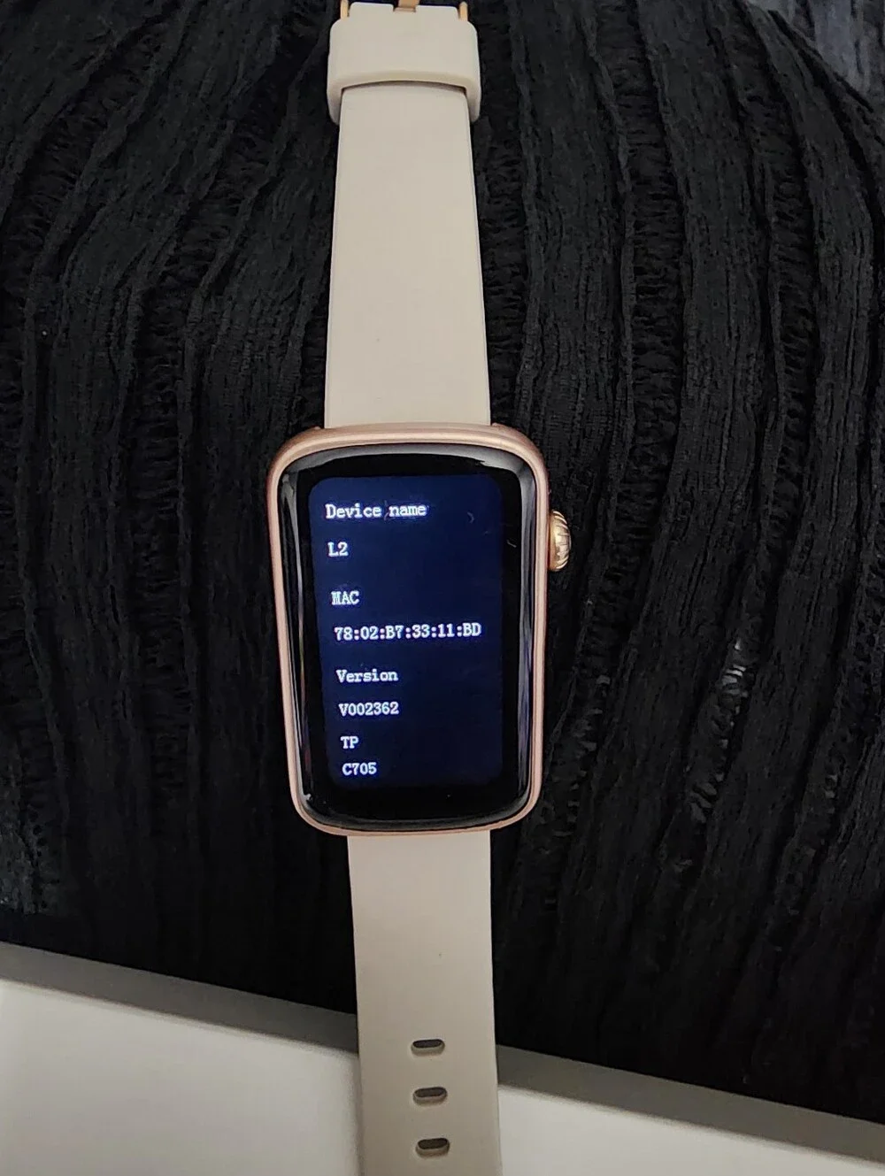 L2 Rose Gold Smartwatch From Amazon